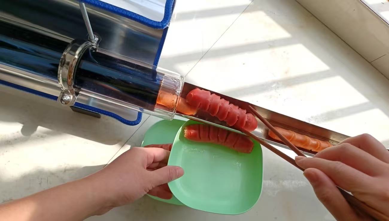 燃料不要！ ポータブルパラボラ型ソーラーオーブン（屋外BBQ - Solar Oven Camp のレビューと価格