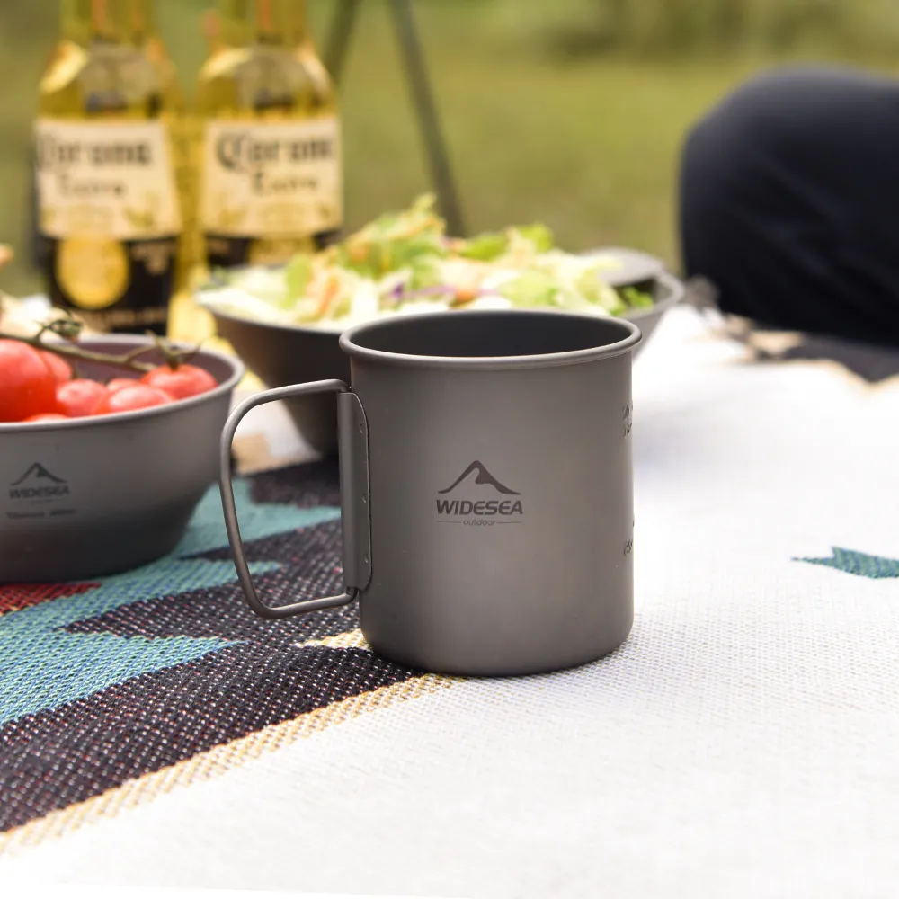 キャンプ用マグチタンカップ観光用食器ピクニック用品屋外キッチ - Quechua Camping Cooking Set のレビューと価格